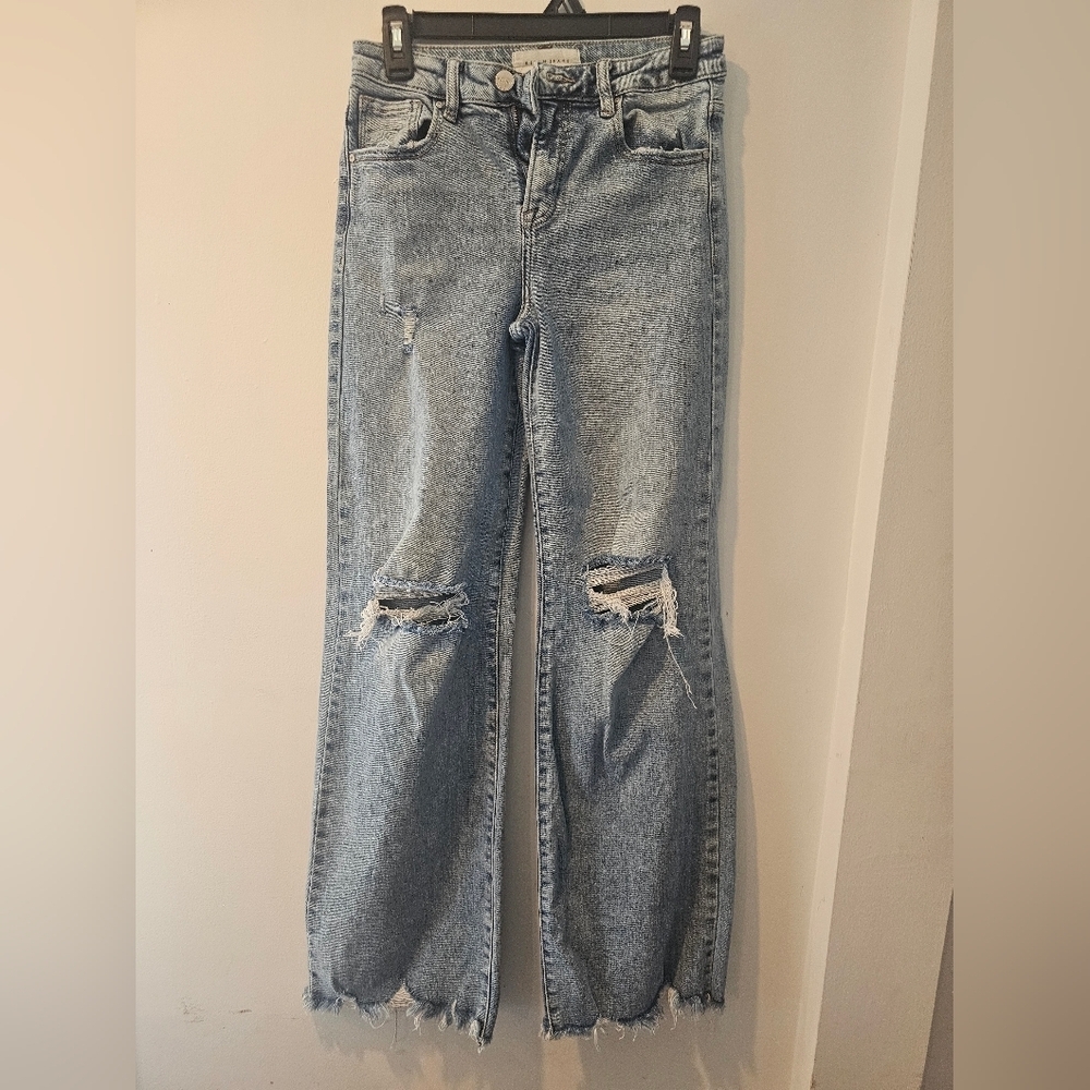 Risen Distressed Straight Leg Jeans Raw Hem High Rise Size 3